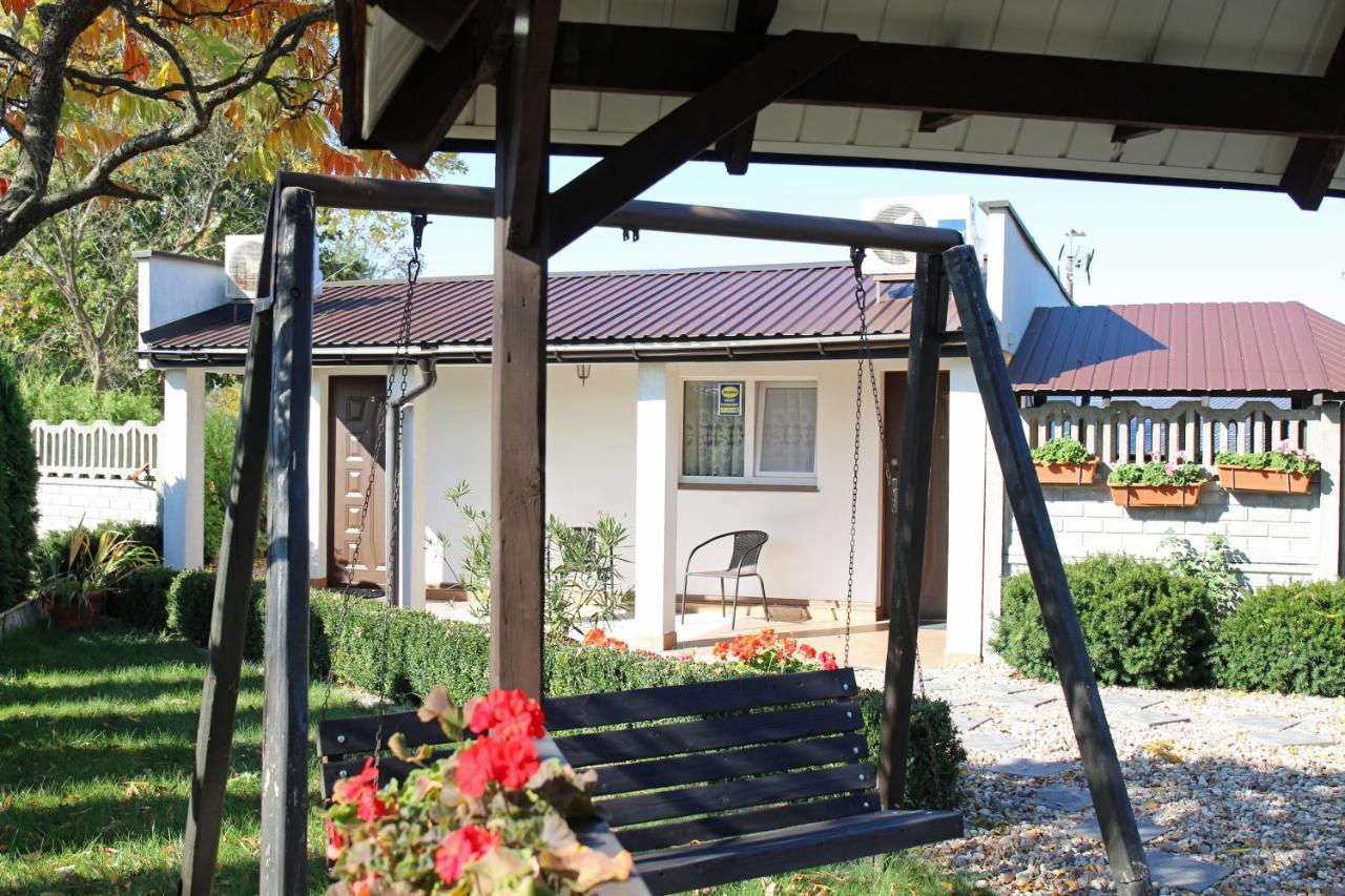 Aleksandrów Łódzki Bar Malwa 모텔 외부 사진