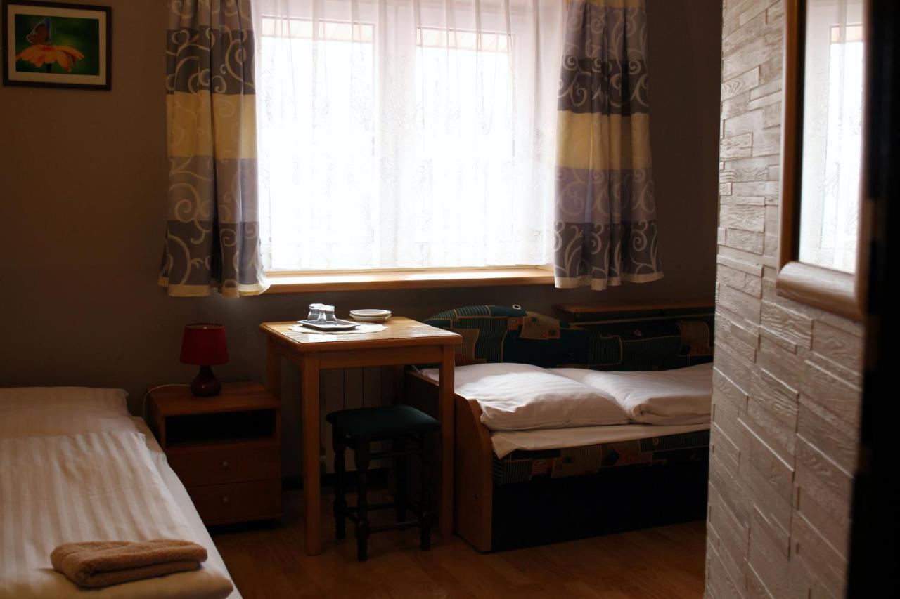 Aleksandrów Łódzki Bar Malwa 모텔 외부 사진